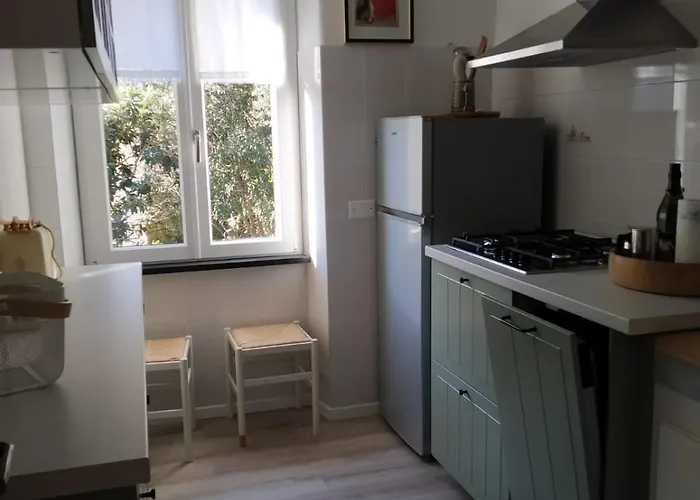 Tigullio Hills 公寓 *