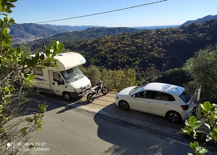 Tigullio Hills 公寓