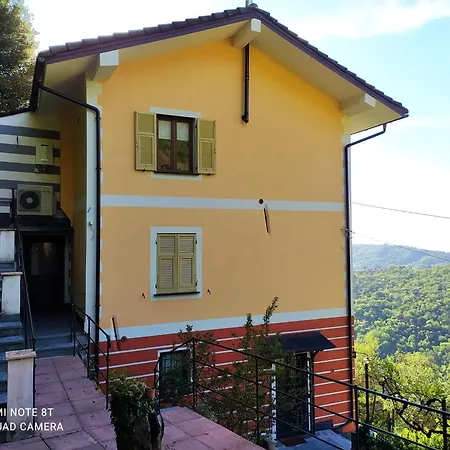 Tigullio Hills Apartment *